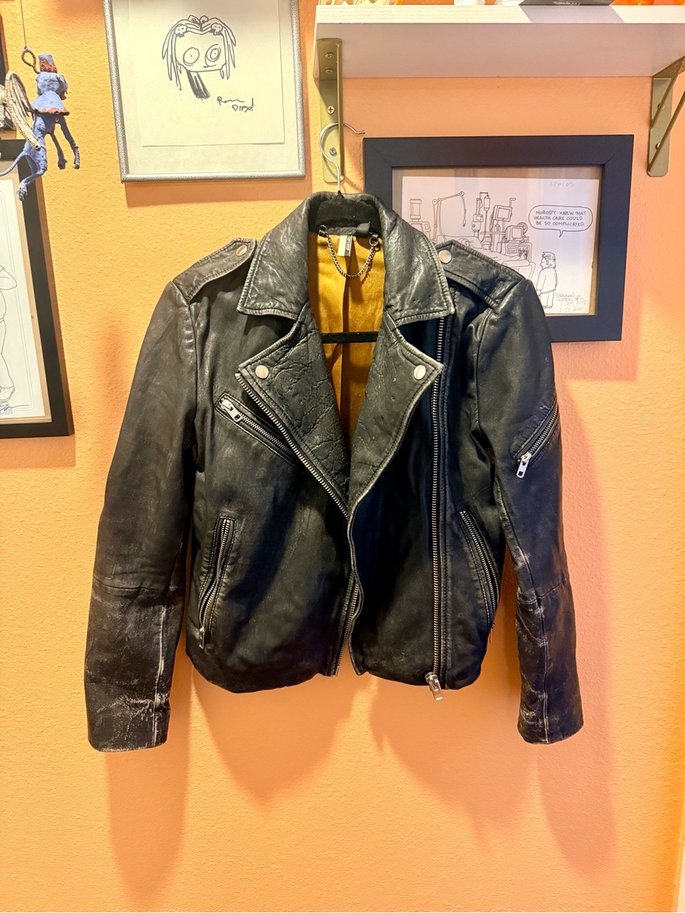 Topshop Black 100% Leather Distressed Moto jacket gold satin 100% suede lining